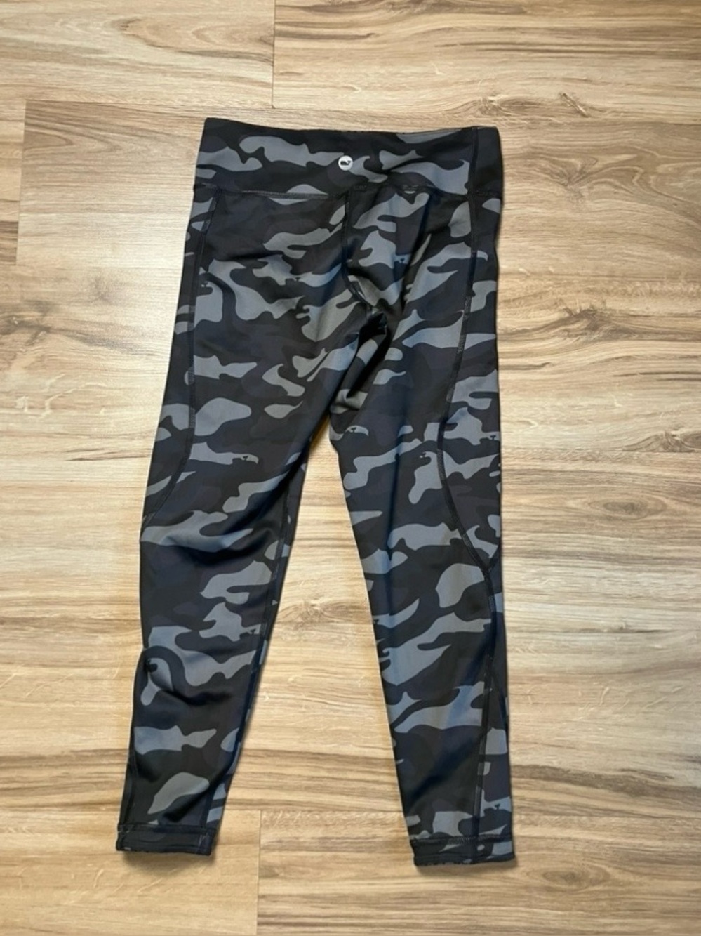 Vineyard Vines Reversible Camo Performance Yoga Leggings